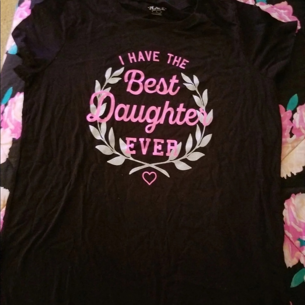 Children’s place mom tee